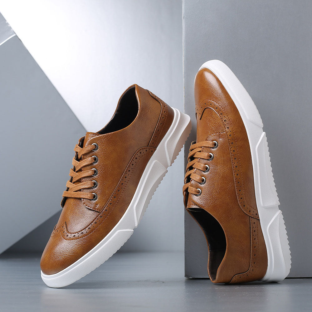 Adrián Brogue Detail Sneakers